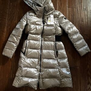 Calvin Klein Metallic Down Puffer Jacket Coat Size Medium $340